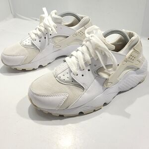 NIKE AIR HUARACHE RUN TRIPLE WHITE YOUTH SHOES KIDS SIZE 5Y [654275-110]